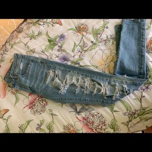 American Eagle distressed skinny jeans